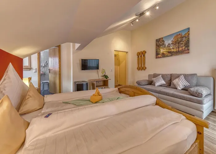 Hirschenstein Hotell 4*