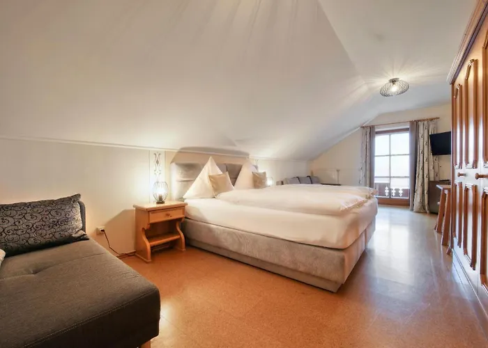Hirschenstein Hotell Achslach