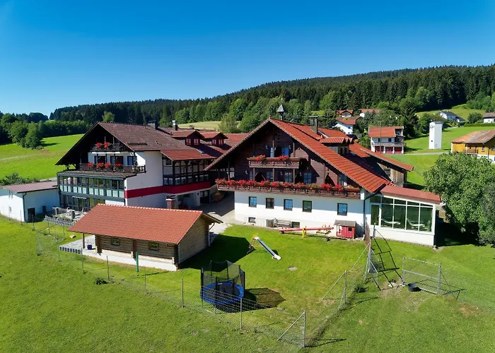 Hotell Hirschenstein 4*