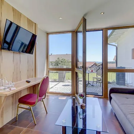 Hirschenstein 4* Achslach